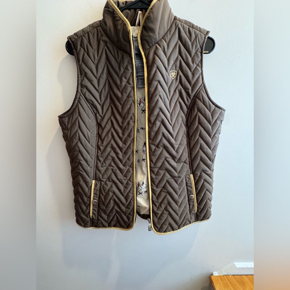 Ariat Beige Vest Lined with Black Label